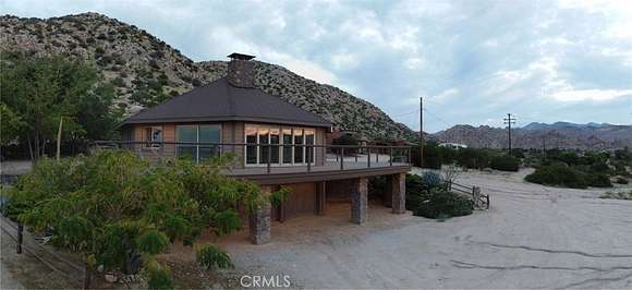 7.61 Acres of Residential Land with Home for Sale in Pioneertown, California