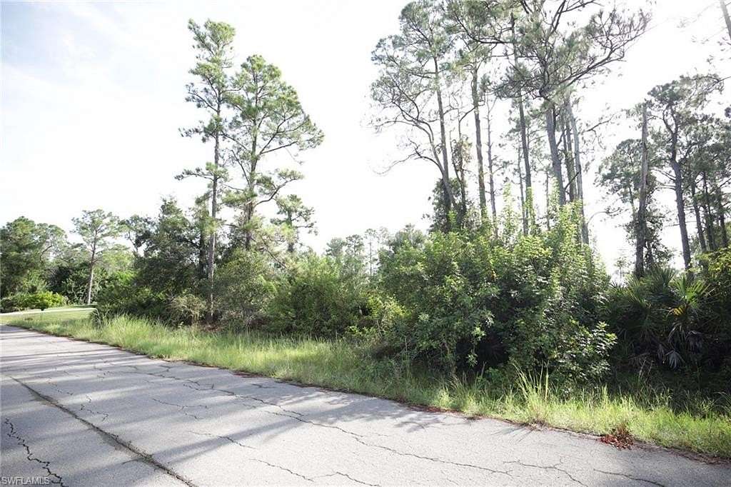 0.5 Acres of Residential Land for Sale in Alva, Florida