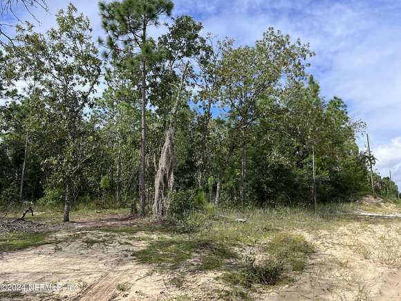 0.69 Acres of Residential Land for Sale in Keystone Heights, Florida