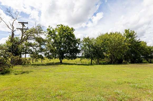 1.471 Acres of Residential Land for Sale in Lockhart, Texas