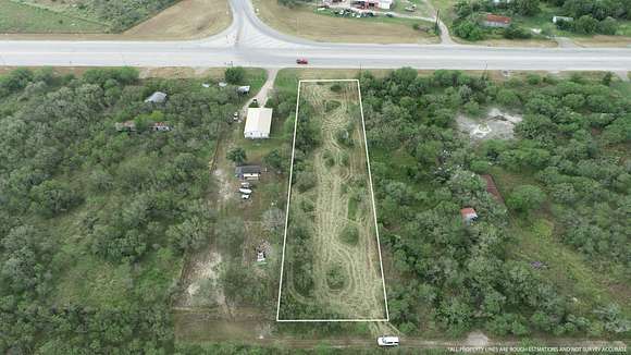 1 Acre of Mixed-Use Land for Sale in Skidmore, Texas