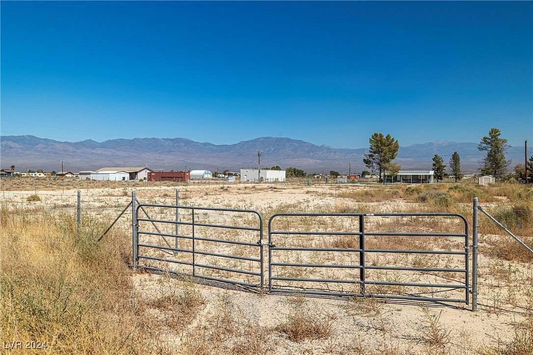 1.04 Acres of Residential Land for Sale in Pahrump, Nevada