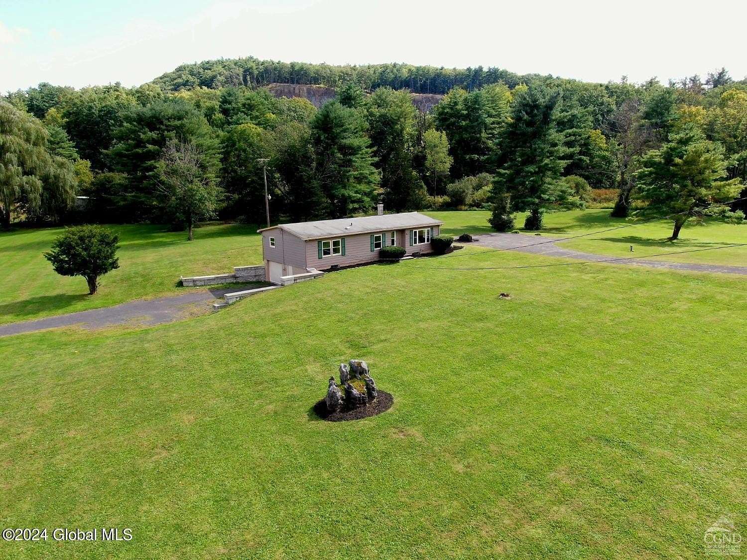 2.4 Acres of Residential Land with Home for Sale in Coxsackie, New York