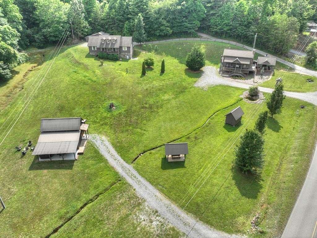 3 Acres of Residential Land with Home for Sale in Blue Ridge, Georgia