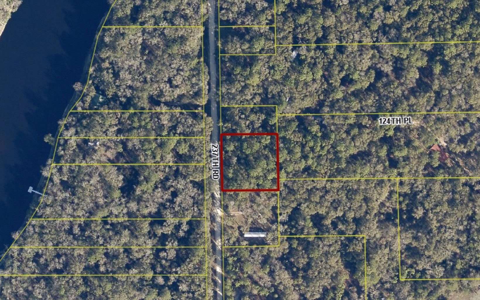 0.92 Acres of Residential Land for Sale in Live Oak, Florida