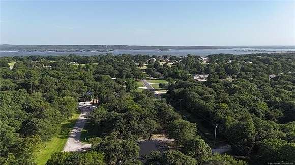 0.75 Acres of Residential Land for Sale in Kingston, Oklahoma