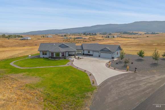 4.95 Acres of Residential Land with Home for Sale in Grangeville, Idaho