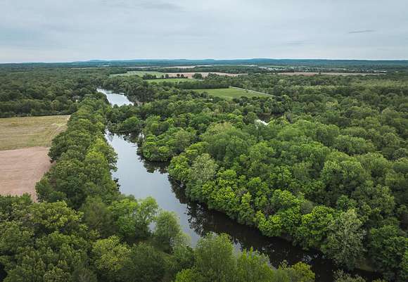 50 Acres of Recreational Land for Sale in Stonefort, Illinois