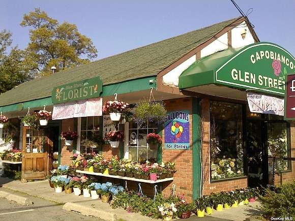 0.51 Acres of Commercial Land for Sale in Glen Cove, New York