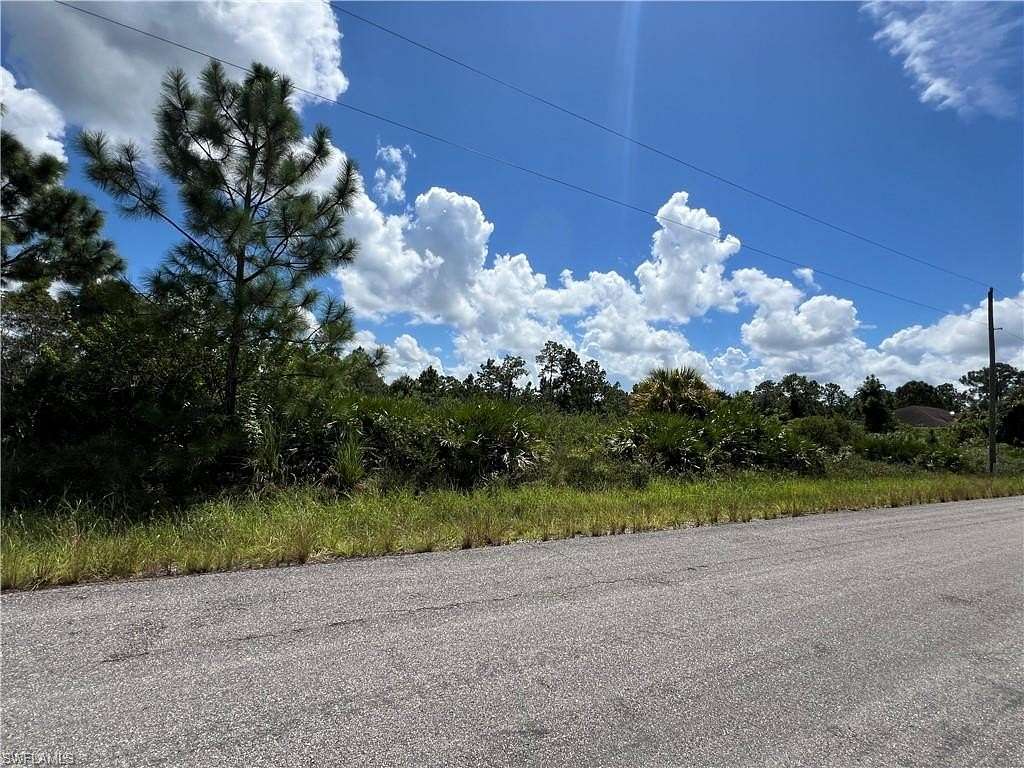 0.501 Acres of Residential Land for Sale in Lehigh Acres, Florida