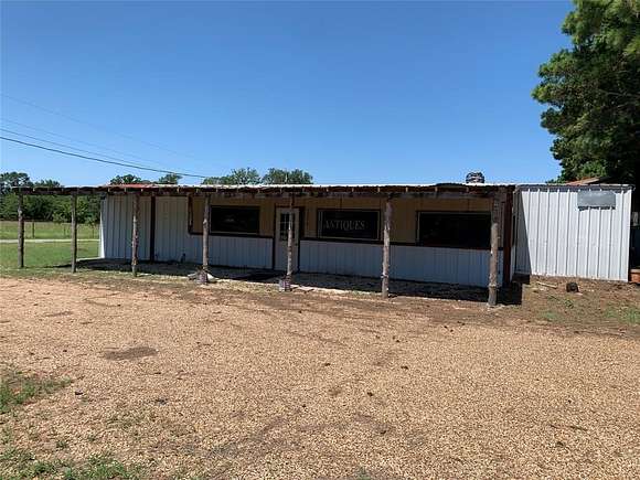 0.65 Acres of Commercial Land for Sale in Athens, Texas