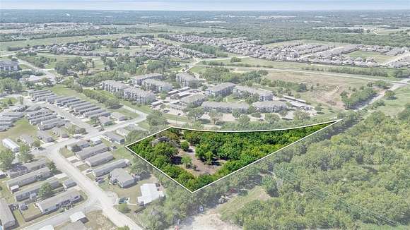 2.2 Acres of Mixed-Use Land for Sale in Knollwood, Texas