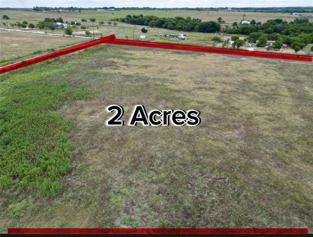 2 Acres of Residential Land for Sale in Itasca, Texas