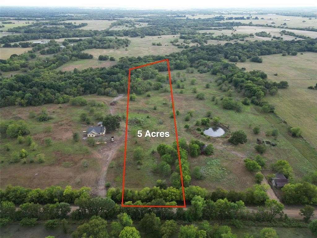 5 Acres of Residential Land for Sale in Ladonia, Texas