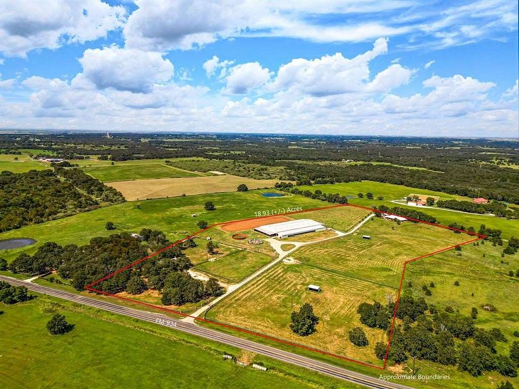 18.93 Acres of Land with Home for Sale in Blum, Texas