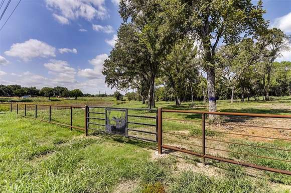 2.05 Acres of Residential Land for Sale in Weatherford, Texas