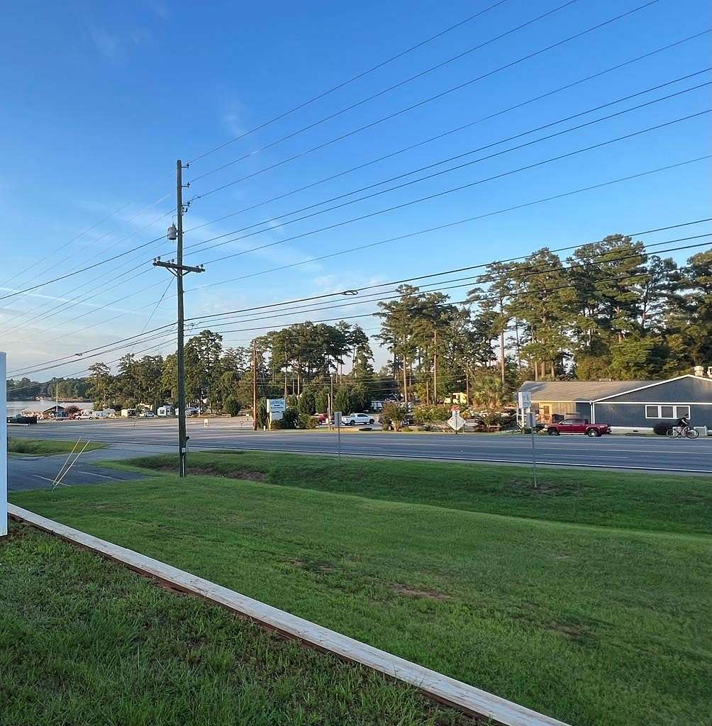 0.8 Acres of Commercial Land for Sale in Milledgeville, Georgia