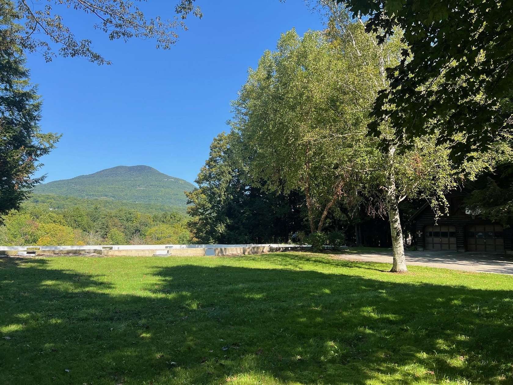 2 Acres of Residential Land for Sale in Manchester, Vermont