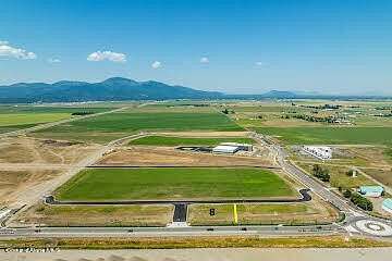 0.94 Acres of Commercial Land for Sale in Post Falls, Idaho