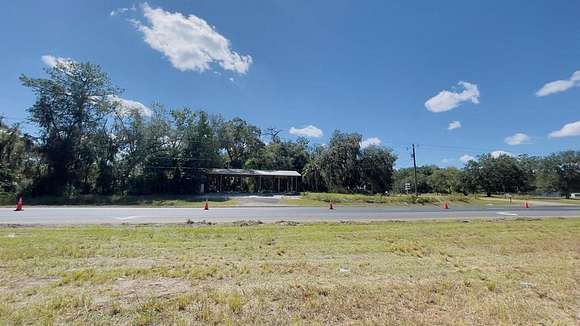 2 Acres of Improved Mixed-Use Land for Sale in Bronson, Florida