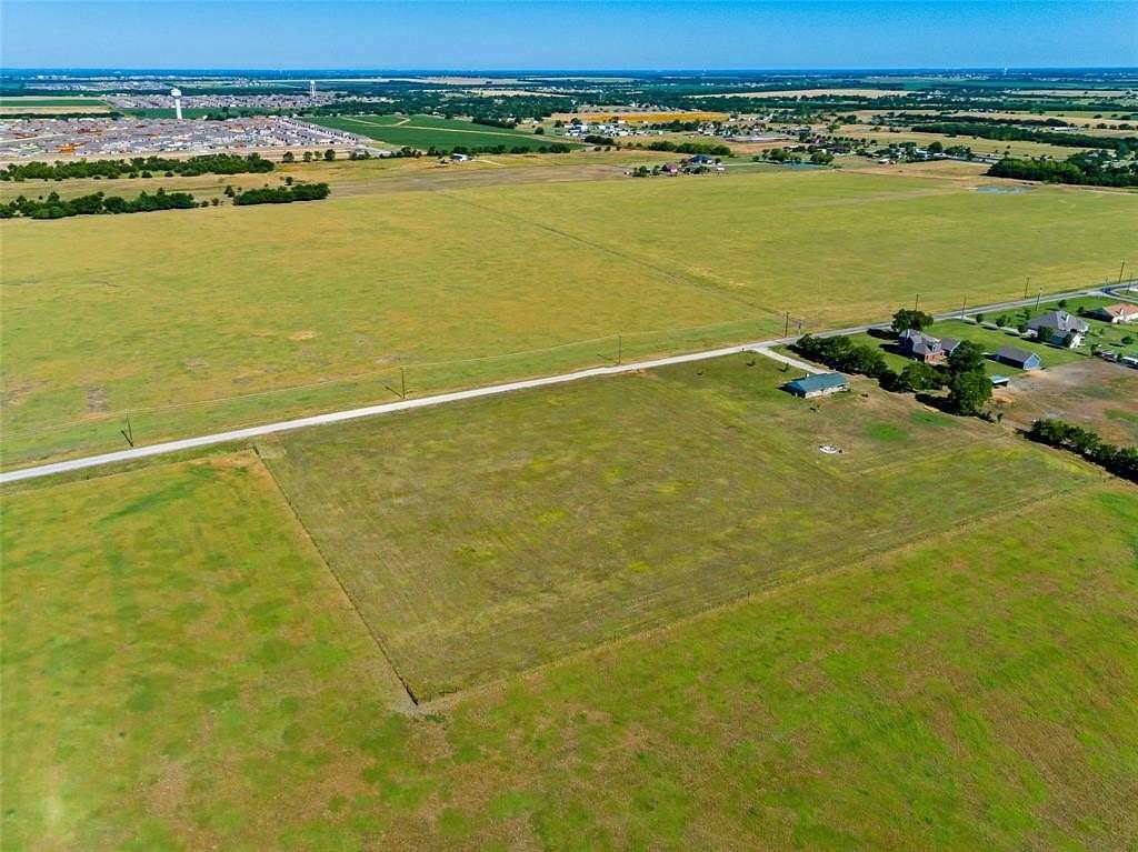 4.5 Acres of Residential Land for Sale in Caddo Mills, Texas