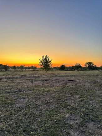 6 Acres of Residential Land for Sale in Scurry, Texas