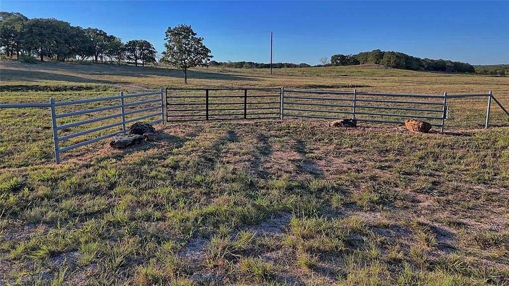 22 Acres of Recreational Land & Farm for Sale in Nocona, Texas