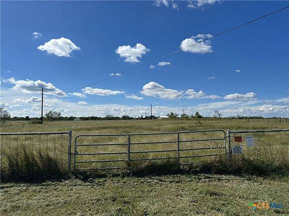 10 Acres of Land for Sale in Gonzales, Texas