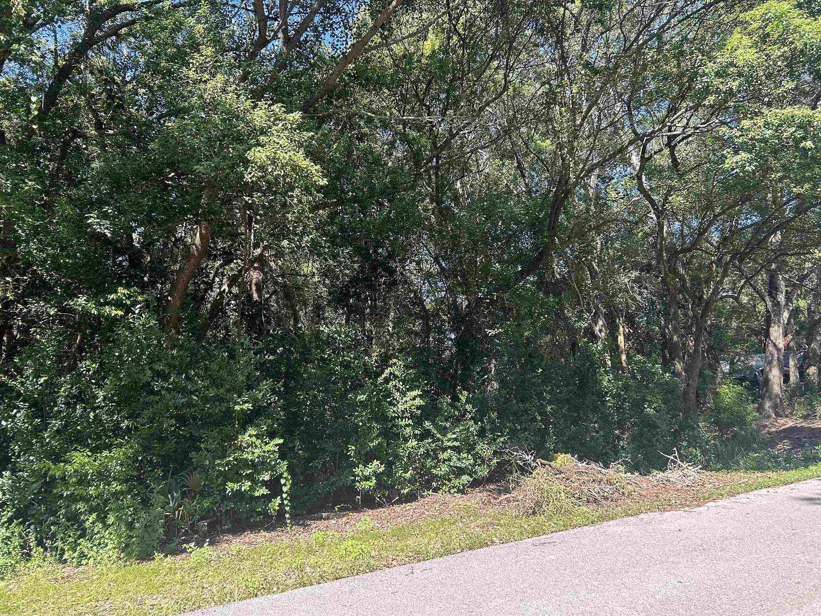 0.1 Acres of Land for Sale in Carrabelle, Florida