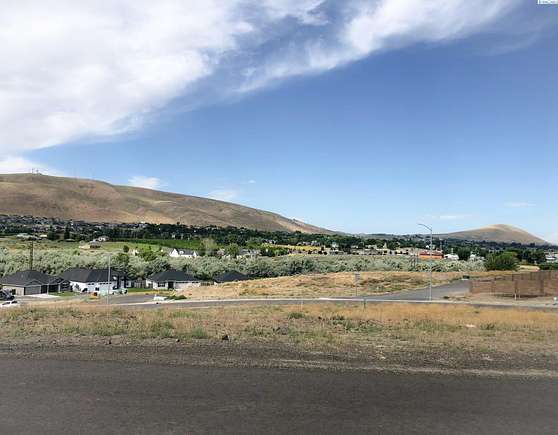 0.31 Acres of Residential Land for Sale in Richland, Washington