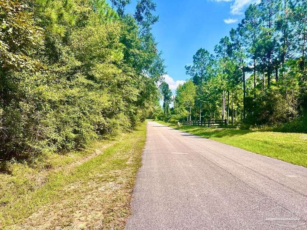 4.52 Acres of Residential Land for Sale in Jay, Florida