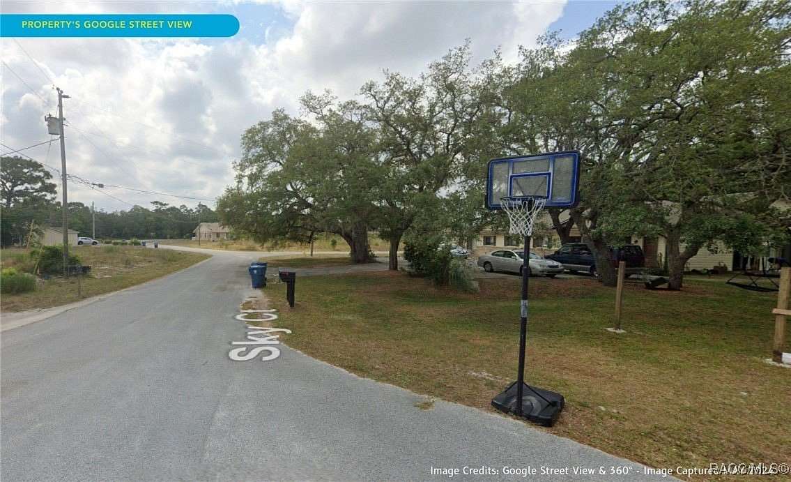 0.6 Acres of Land for Sale in Spring Hill, Florida