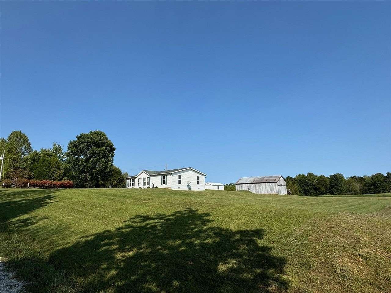 178.47 Acres of Land with Home for Sale in Fordsville, Kentucky