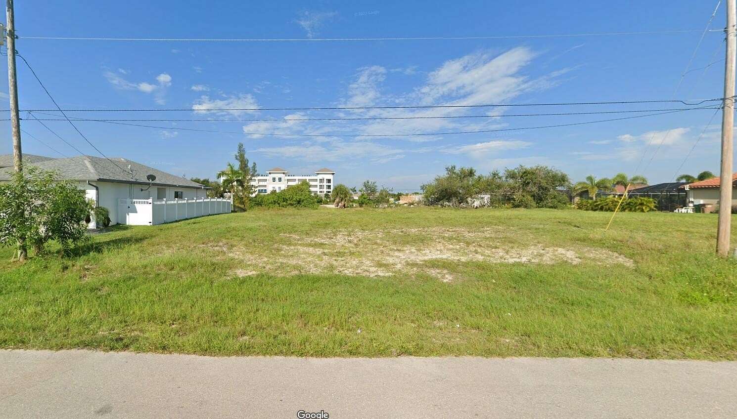 Residential Land for Sale in Cape Coral, Florida