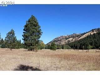 1 Acre of Residential Land for Sale in Lostine, Oregon