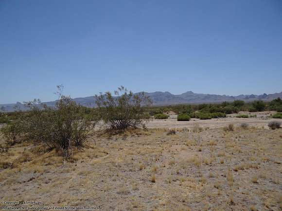 2.5 Acres of Residential Land for Sale in Golden Valley, Arizona