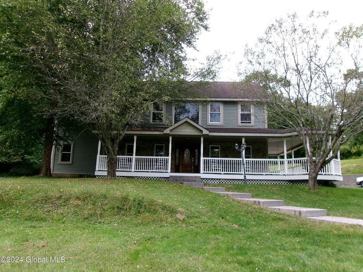 22 Acres of Land with Home for Sale in Brunswick, New York
