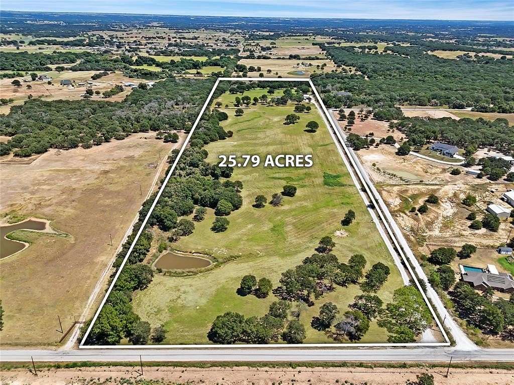 25.79 Acres of Land with Home for Sale in Boyd, Texas