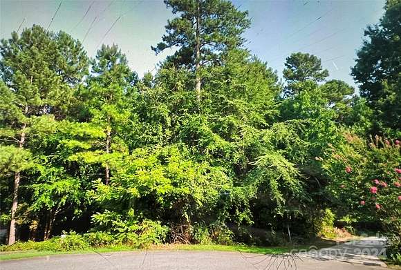 0.93 Acres of Residential Land for Sale in Mooresville, North Carolina