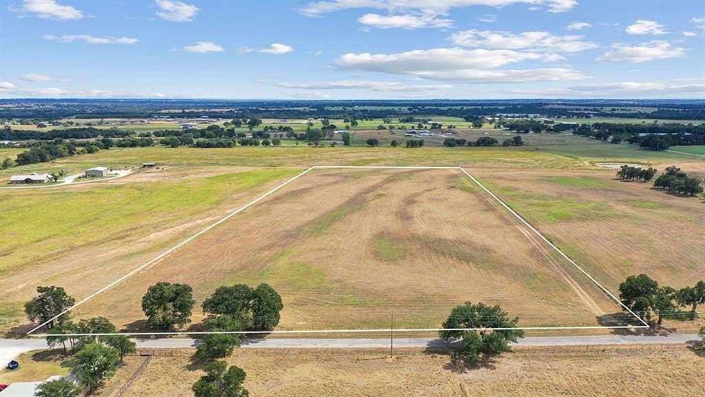 12.962 Acres of Land for Sale in Stephenville, Texas