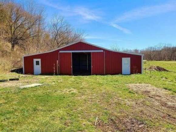 150 Acres of Land with Home for Sale in Middleburg, Kentucky