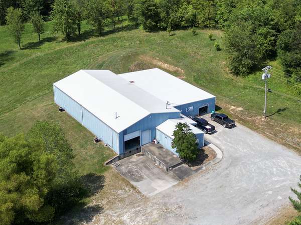 8.14 Acres of Improved Mixed-Use Land for Sale in Crossville, Tennessee