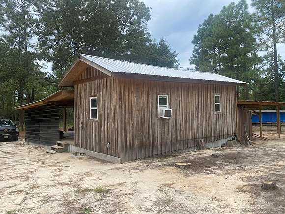 5.19 Acres of Land with Home for Sale in Mauk, Georgia