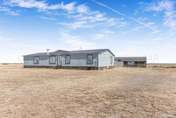 6.65 Acres of Residential Land with Home for Sale in Panhandle, Texas