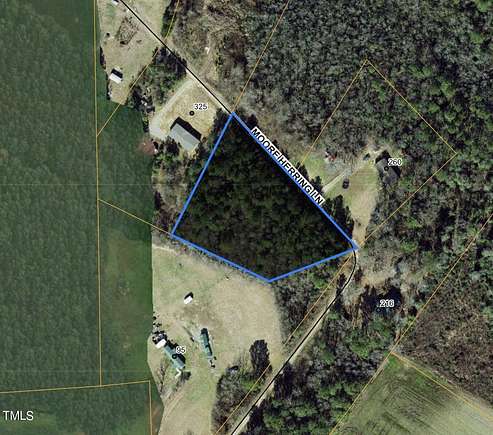 1.7 Acres of Residential Land for Sale in Clinton, North Carolina