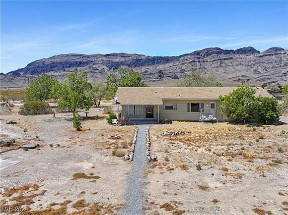 5 Acres of Residential Land with Home for Sale in Pahrump, Nevada