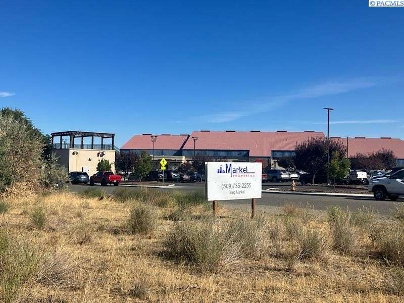 2.04 Acres of Commercial Land for Sale in Richland, Washington