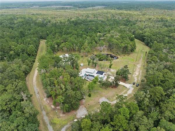 99 Acres of Land with Home for Sale in Brunswick, Georgia
