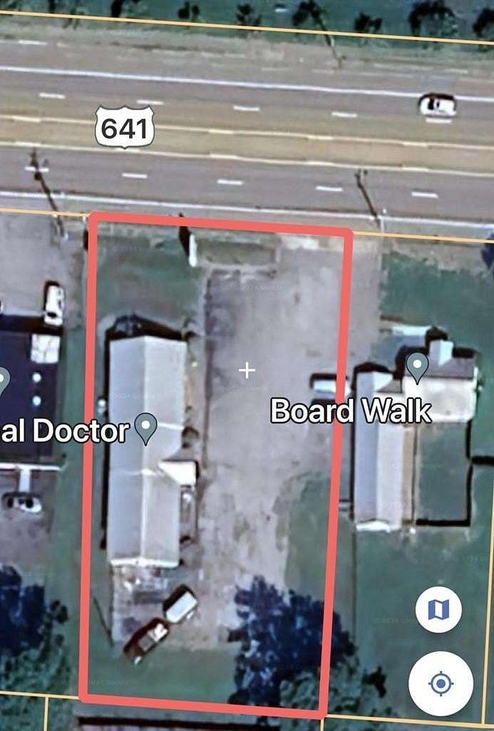 0.46 Acres of Commercial Land for Sale in Paris, Tennessee