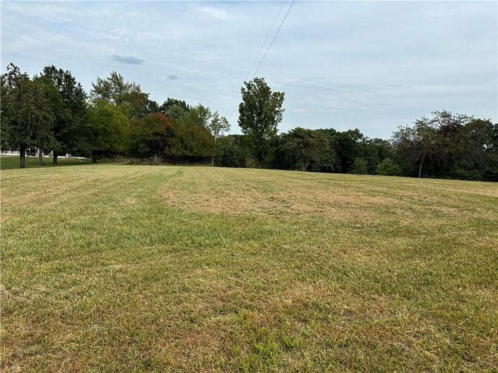 0.42 Acres of Residential Land for Sale in Gallatin, Missouri